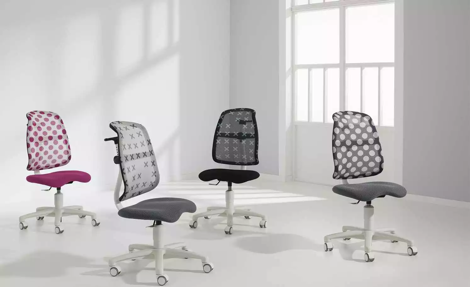 PAIDI Kinder- und Jugenddrehstuhl Sino | Dunkelgrau / Weiß 3 PAIDI Kinder- und Jugenddrehstuhl Sino | Dunkelgrau / Weiß