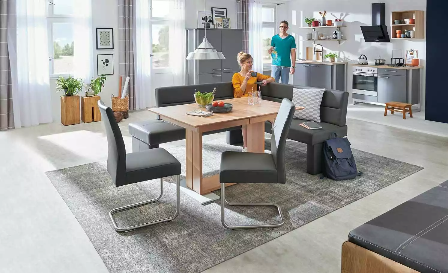 Woodford Freischwinger Lance | Fango (Dunkelgrau) 4 Woodford Freischwinger Lance | Fango (Dunkelgrau) – Bild 2