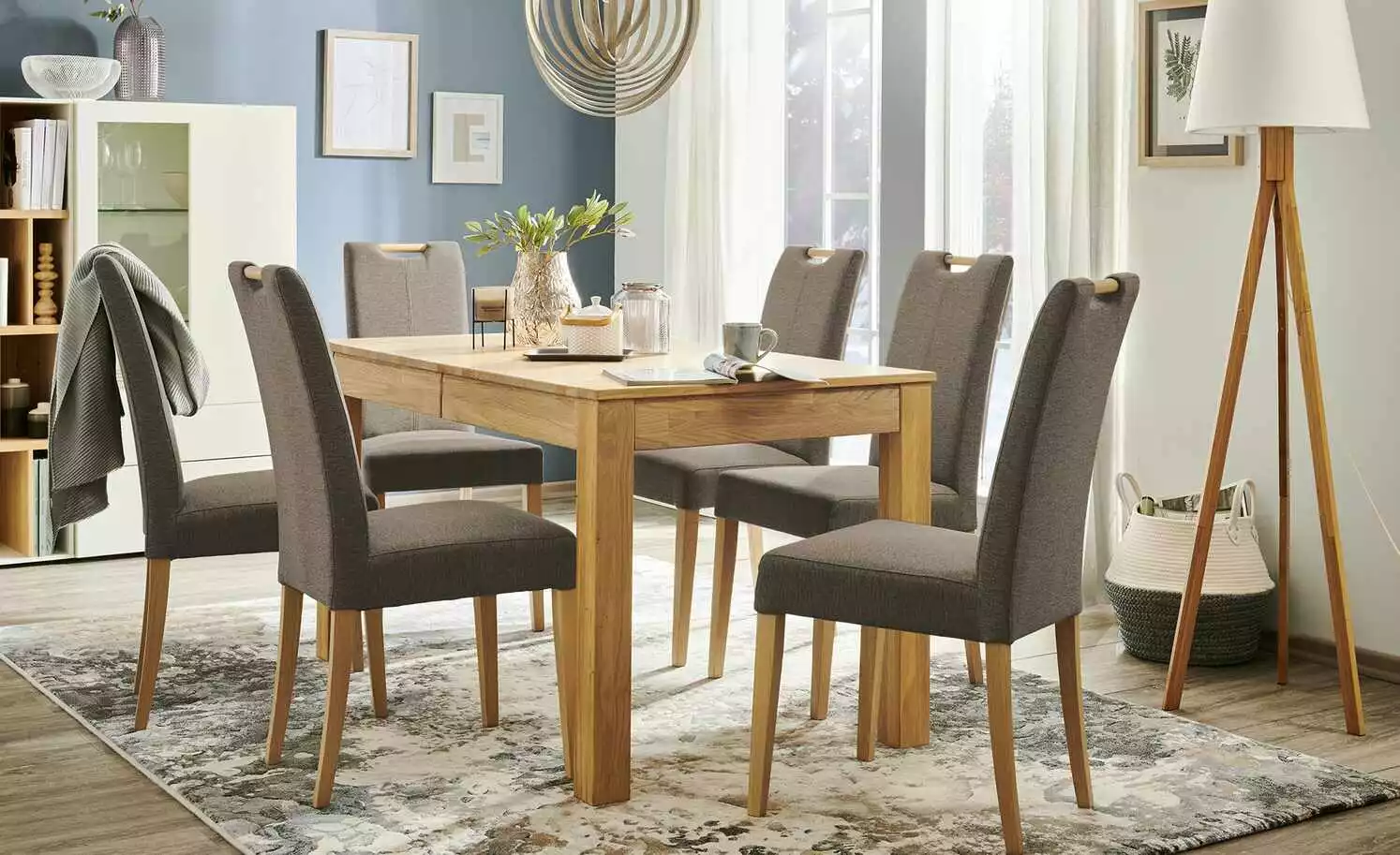 Woodford Polsterstuhl mit Griff Gabi 4 | Walnut (Braun) Eiche Bianco 3 Woodford Polsterstuhl mit Griff Gabi 4 | Walnut (Braun) Eiche Bianco