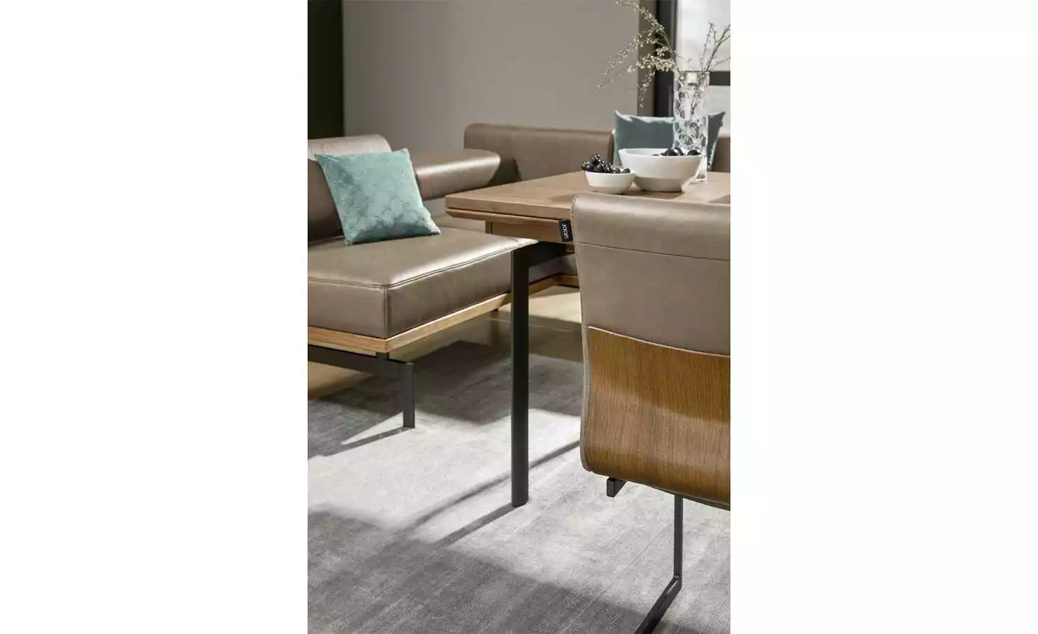 JOOP! Schwingstuhl Leder 24/7 | Zigarre (Braun) 8 JOOP! Schwingstuhl Leder 24/7 | Zigarre (Braun) – Bild 6