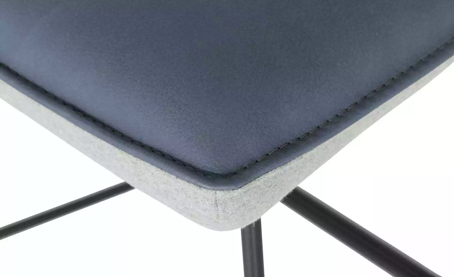 KOINOR Kufenstuhl Leder Schwof | Night (Dunkelblau) / Hellgrau 9 KOINOR Kufenstuhl Leder Schwof | Night (Dunkelblau) / Hellgrau – Bild 7