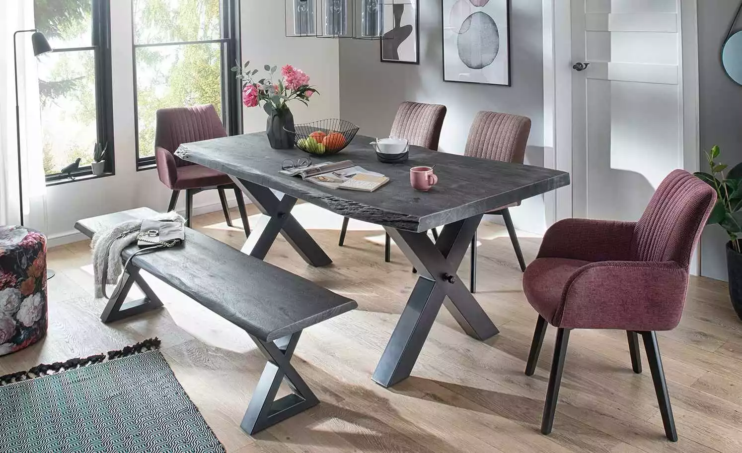 Woodford Polsterstuhl Menda | Bordeaux Schwarz Ja Nein 4 Woodford Polsterstuhl Menda | Bordeaux Schwarz Ja Nein – Bild 2